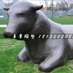 臥著的牛銅雕，公園抽象動物雕塑