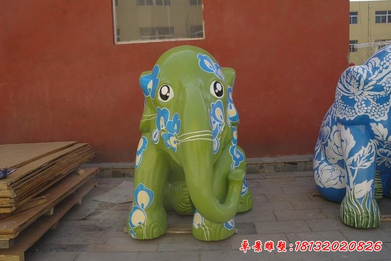 玻璃鋼彩色大象雕塑，公園玻璃鋼大象雕塑