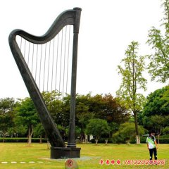 公園景區銅雕豎琴